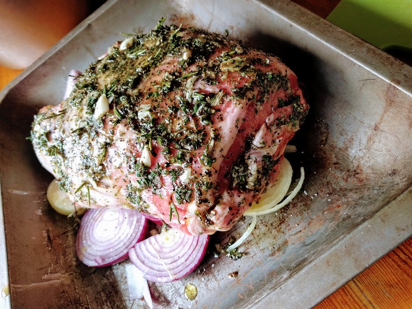 A rosemary, thyme, garlic and mint dressing for roast lamb